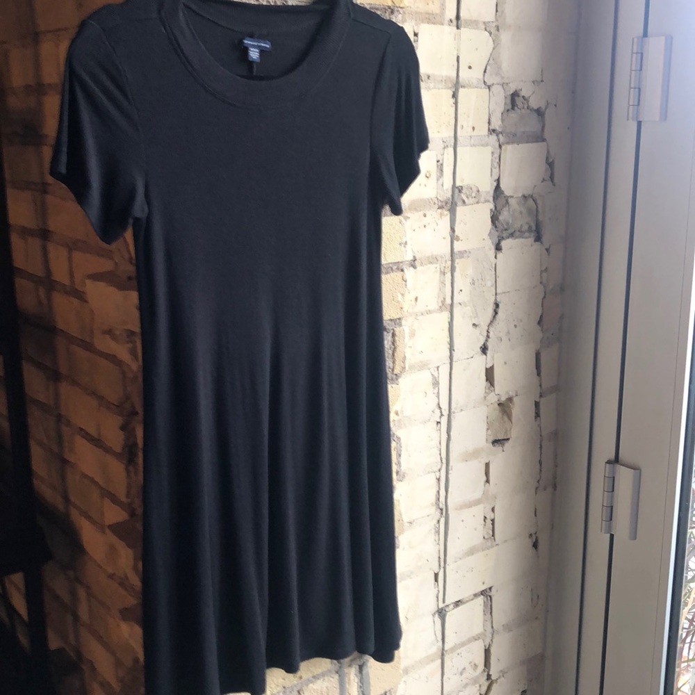 Black t-shirt dress. Viscose